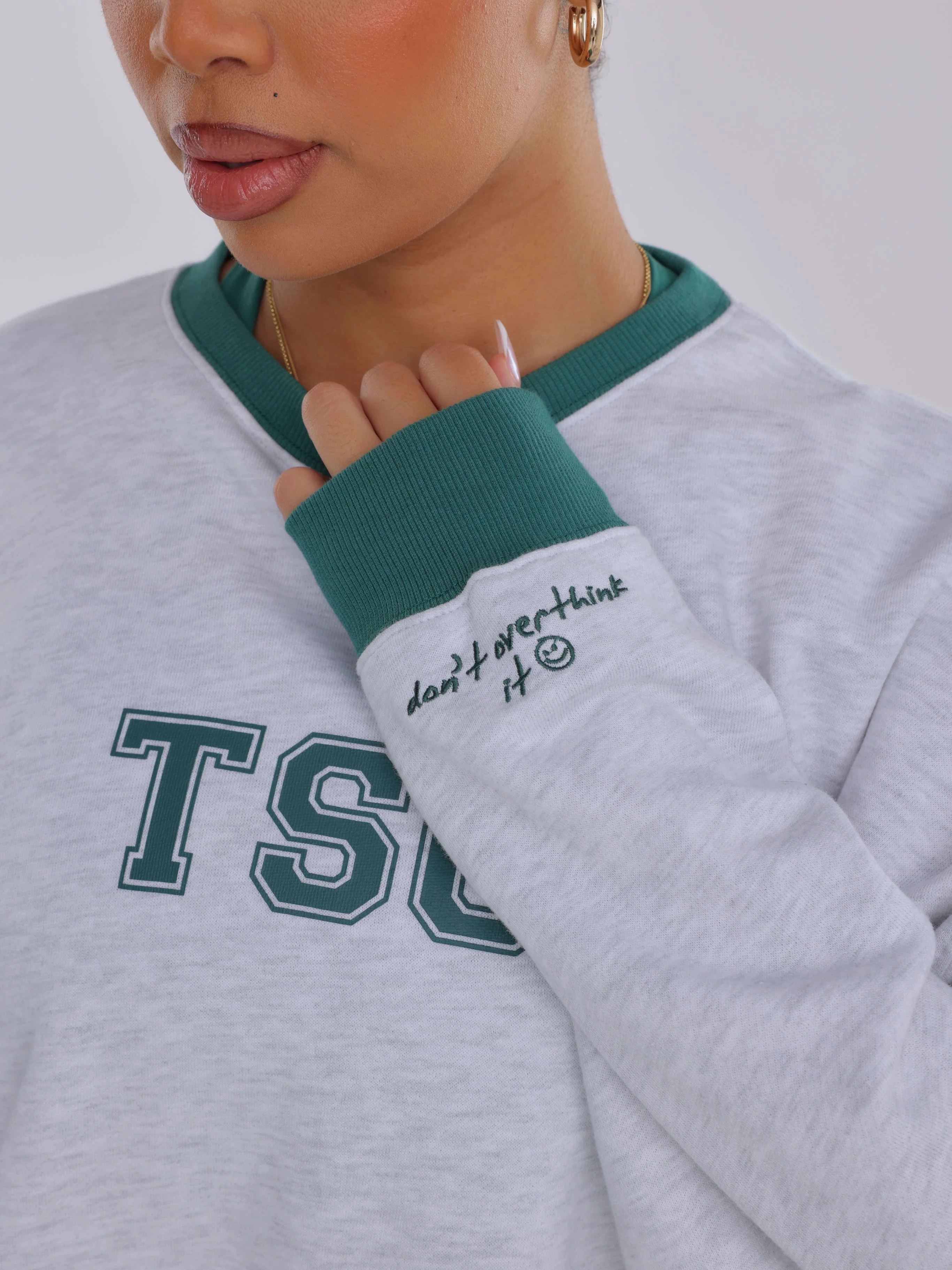 LUCKY OVERSIZE SWEATER - Image 4