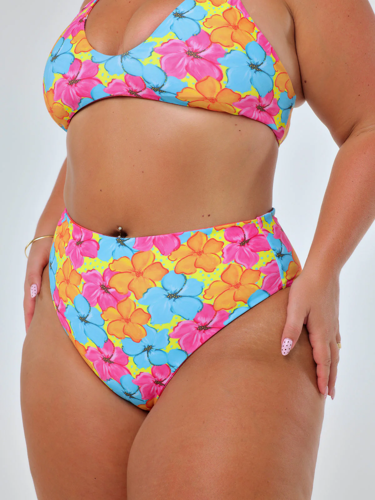 WILD ROMANCE RISE ABOVE BTM - Image 9